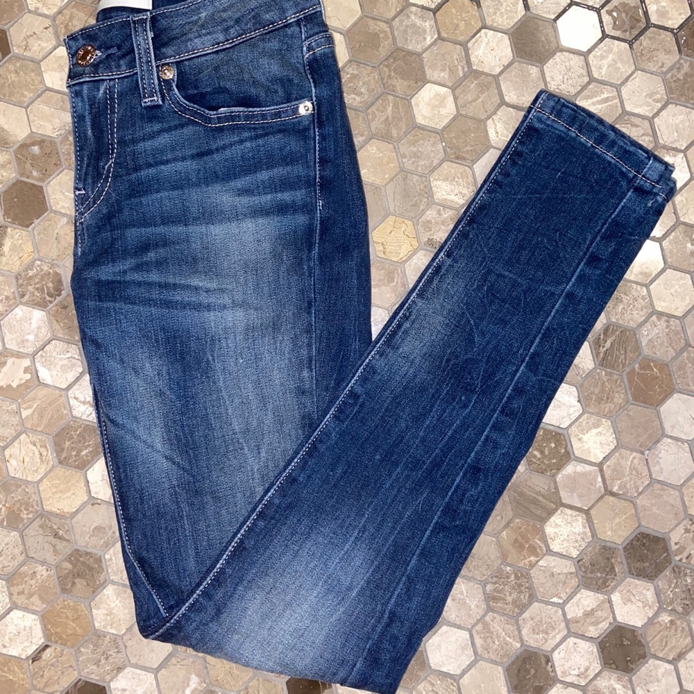 LEVI DARK BLUE JEANS